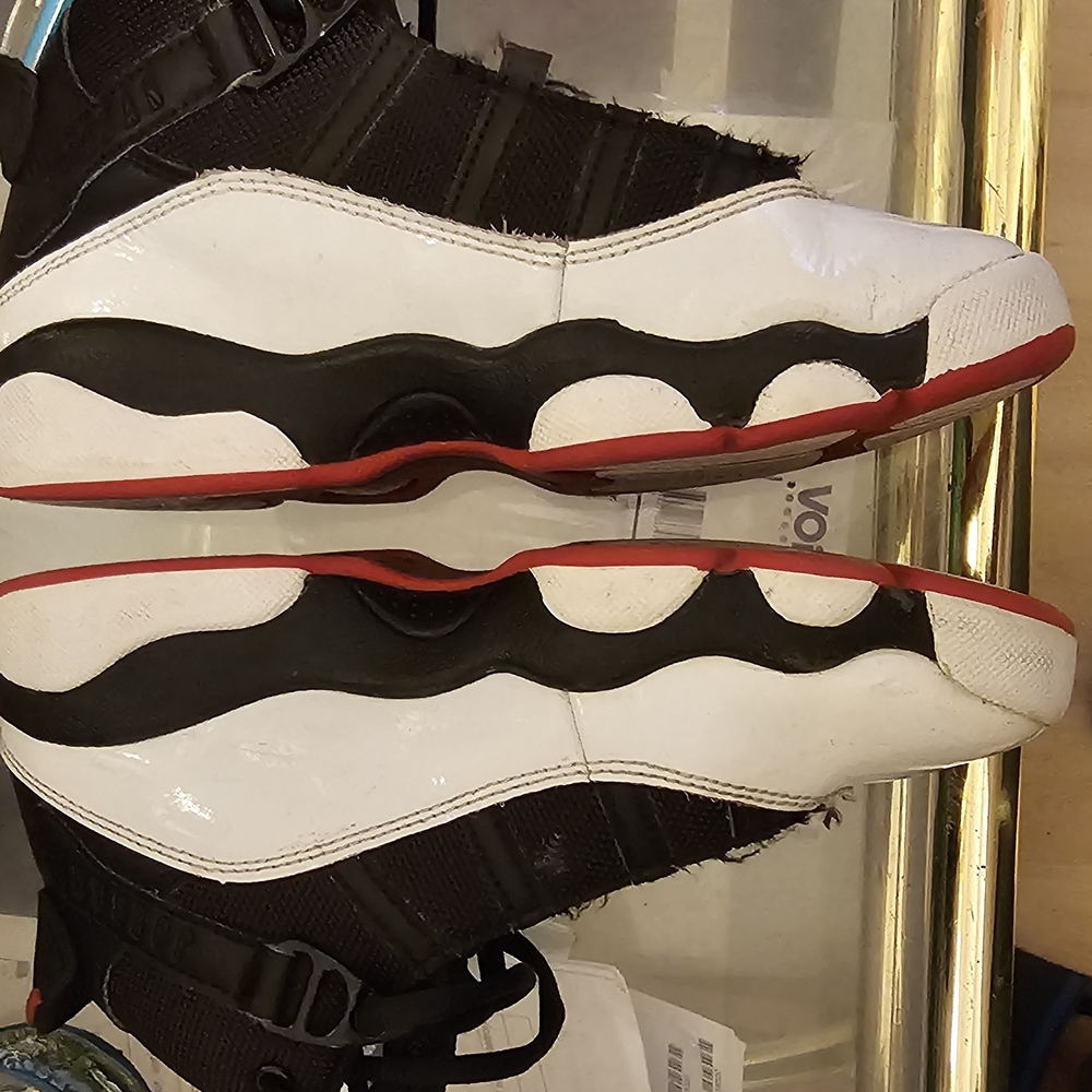 Jordan Black and White 6 Rings